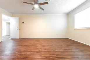 5614 Briarwood Forest Dr, Houston, TX 77088 - Photo 28