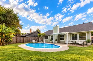 5614 Briarwood Forest Dr, Houston, TX 77088 - Photo 1