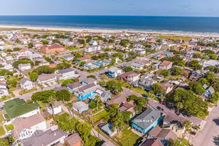 1224 Avenue K, Galveston, TX 77550 - Photo 2