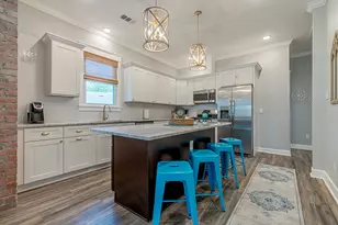 1224 Avenue K, Galveston, TX 77550 - Photo 10