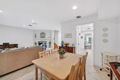 14690 Perthshire Road #C, Houston, TX 77079 - Photo 22