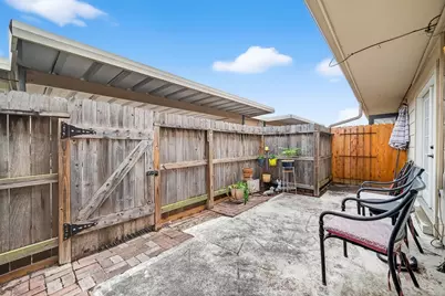 14690 Perthshire Road #C, Houston, TX 77079 - Photo 46