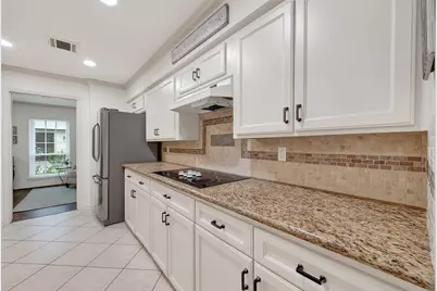 14690 Perthshire Road #C, Houston, TX 77079 - Photo 18