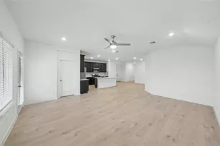 30706 Windermere Peaks Ln, Fulshear, TX 77441 - Photo 12