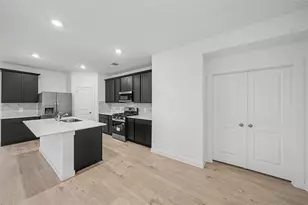 30706 Windermere Peaks Ln, Fulshear, TX 77441 - Photo 6