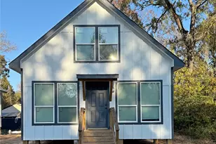 91 Willow Oak Ln, Point Blank, TX 77364 - Photo 2