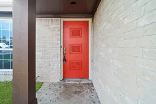11567 Willwood Dr, Houston, TX 77072 - Photo 2