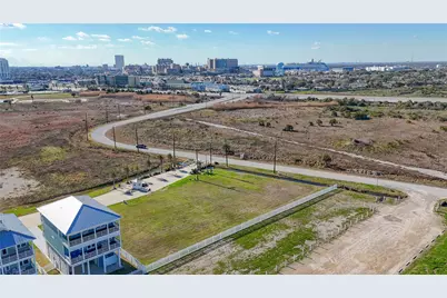 16 Grand Beach Boulevard, Galveston, TX 77550 - Photo 10
