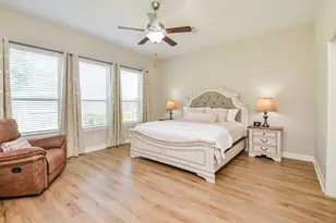 10803 Crestwood Point Cir, Cypress, TX 77433 - Photo 18