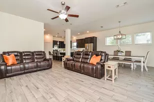 10803 Crestwood Point Cir, Cypress, TX 77433 - Photo 14