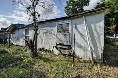 6711 Avenue C, Houston, TX 77011 - Photo 6