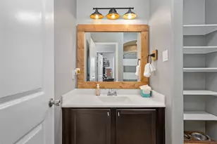 14104 N Crater Lake Ct, Conroe, TX 77384 - Photo 6