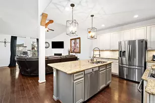 14104 N Crater Lake Ct, Conroe, TX 77384 - Photo 10