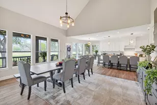 24710 Creekview Dr, Spring, TX 77389 - Photo 16