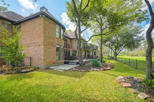 24710 Creekview Dr, Spring, TX 77389 - Photo 46