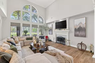 24710 Creekview Dr, Spring, TX 77389 - Photo 6