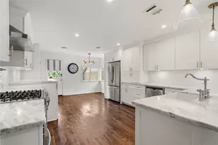 616 Teetshorn St, Houston, TX 77009 - Photo 6