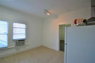 1517 Bonnie Brae Street #4, Houston, TX 77006 - Photo 18