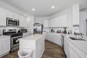 12331 English Mist Dr, Houston, TX 77044 - Photo 10