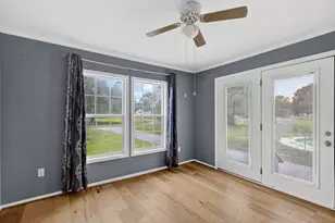 701 Lee Ave, Anahuac, TX 77514 - Photo 14