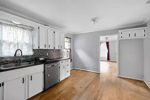 701 Lee Ave, Anahuac, TX 77514 - Photo 20