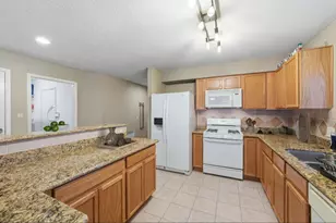 10203 S Summit Canyon Ct, Houston, TX 77095 - Photo 8