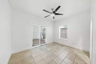 4314 Spencer St, Houston, TX 77007 - Photo 4
