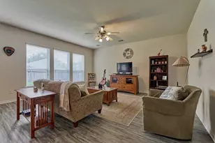 241 Lake Estates Dr, Montgomery, TX 77356 - Photo 10