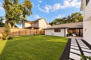 12503 Barryknoll Ln, Houston, TX 77024 - Photo 34