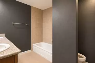 12625 Memorial Dr, Houston, TX 77024 - Photo 12