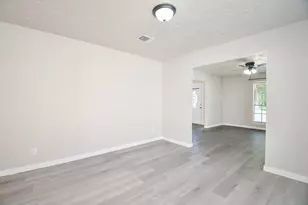 22135 Elsinore Dr, Katy, TX 77450 - Photo 10