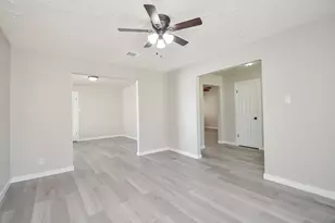 22135 Elsinore Dr, Katy, TX 77450 - Photo 8
