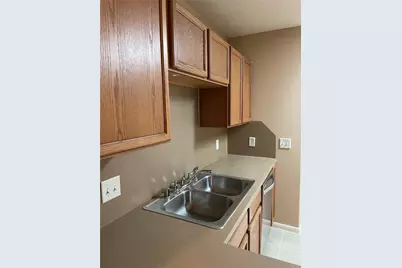14223 Bishop Bend Lane, Houston, TX 77047 - Photo 16