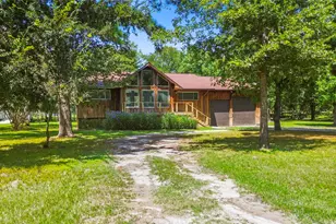 31 Creek Point, Huntsville, TX 77320 - Photo 2