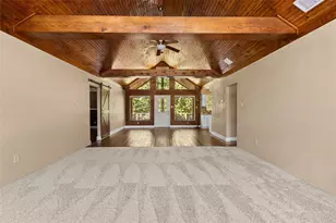 31 Creek Point, Huntsville, TX 77320 - Photo 6