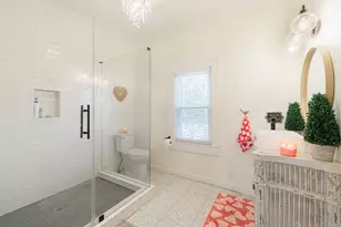 724 S Tesch St, Bellville, TX 77418 - Photo 18