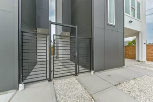 3808 Ennis St, Houston, TX 77004 - Photo 6