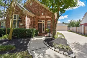 7218 Fall Creek Bend, Humble, TX 77396 - Photo 2