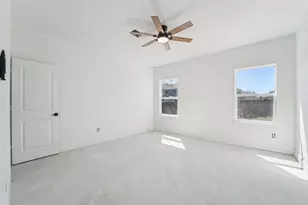 708 S Carroll St, La Porte, TX 77571 - Photo 12