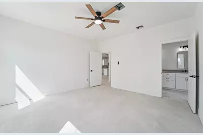 708 S Carroll Street, La Porte, TX 77571 - Photo 14