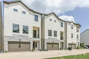 10915 Brookeshire Chase Ln, Houston, TX 77043 - Photo 1