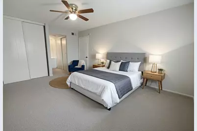 12023 Greenwood Forest Drive #B, Houston, TX 77066 - Photo 22