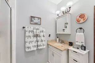 1840 Caroline St, Dickinson, TX 77539 - Photo 24