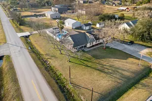 1840 Caroline St, Dickinson, TX 77539 - Photo 40