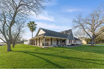 1840 Caroline Street, Dickinson, TX 77539 - Photo 4