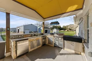 1840 Caroline St, Dickinson, TX 77539 - Photo 26