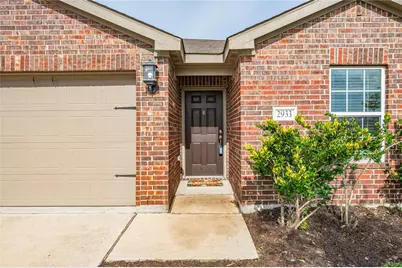 2933 Seacrest Lane, La Marque, TX 77568 - Photo 2