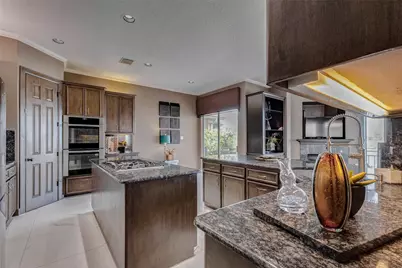 411 Harborside Way, Kemah, TX 77565 - Photo 16