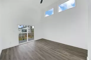 4816 Creekmont Dr, Houston, TX 77091 - Photo 18
