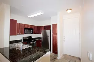 7575 Kirby Dr, Houston, TX 77030 - Photo 10